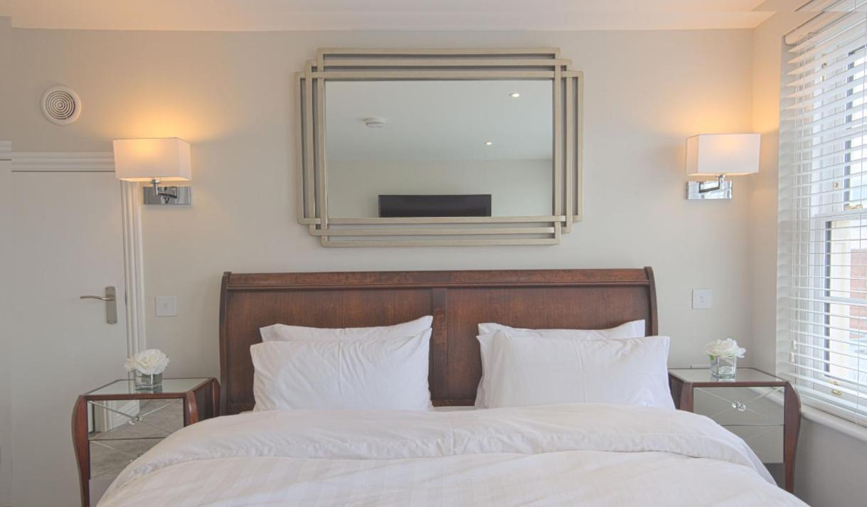 Harper Luxe Serviced Apartments ダンスタブル エクステリア 写真